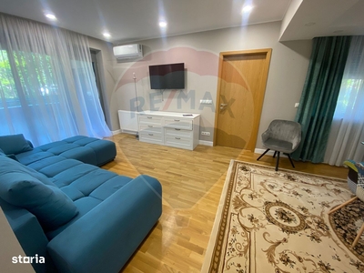 Apartament cu 3 camere de închiriat în zona Semicentrală