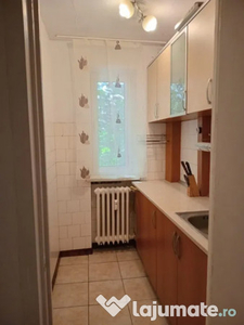 Apartament cu 2 camere decomandate Zona Marasesti