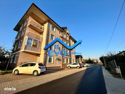Vand apartament deosebit, etajul 3, Podgoria ( vis a vis de LNI)