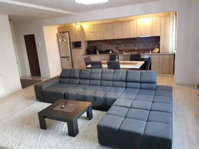 Apartament de 3 camere, mobilat si utilat, zona centrala