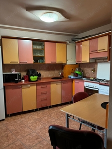 Apartament de închiriat cu 2 camere complet mobilat și utilat