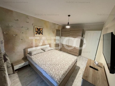 Apartament decomandat 3 camere 2 bai balcon etaj 1 Central Sibiu