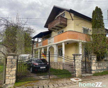 Casă individuală 5 camere