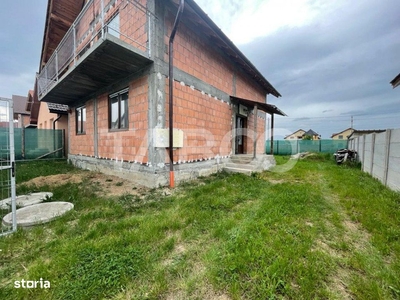 Casa individuala 5 camere 130 mpu teren 300 mp Cristian Sibiu