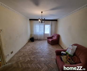 Dacia bd tomis-apartament 2 camere decomandat cu gaze