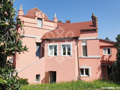 Casa cu 2 camere de vanzare in zona Garii Oradea
