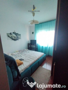 Apartament 3 camere decomandat ideal locuit Pacurari-Petru P