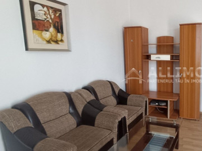 Apartament 3 camere , in Ploiesti, zona centrala .