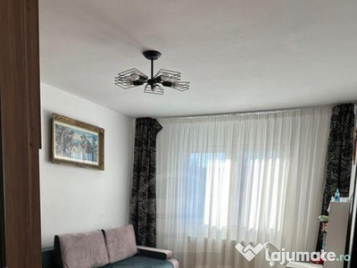 Apartament 3 camere semidecomandat MANASTUR