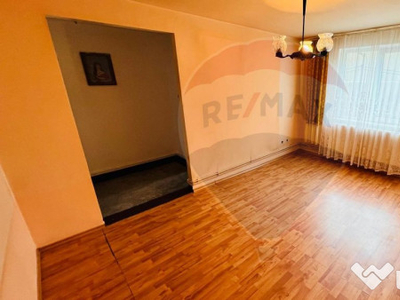 Apartament cu 2 camere de vânzare Bd București