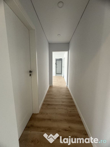 Drumul Taberei 4 camere Metrou Renovat Complet