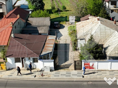 Proprietate langa Primaria Clinceni, curte 1800mp, cu spatiu