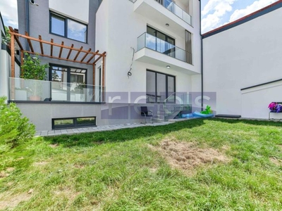 3 CAMERE | GRADINA PROPRIE 100 MP | AN CONSCTRUCTIE 2023