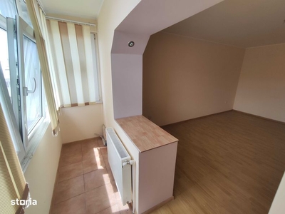 Apartament 2 camere, 46 mp, bloc renovat si reabilitat termic