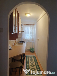 Apartament 2 camere, mobilat Mausoleu Sud negociabil