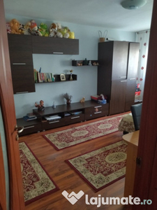 Apartament 2 camere Rovinari str.Tineretului complet utilat si mobilat