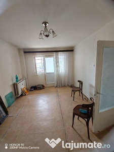 Apartament 2 camere strada Barca