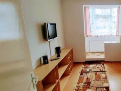 Apartament 3 camere Calea Bucuresti, 10F93