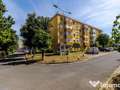 Apartament cu 2 camere la etajul 4. Zona Fortuna, Vlaicu