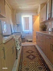 Apartament de vanzare cu 3 camere zona ultracentrala