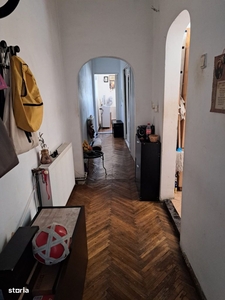 Apartament de vânzare în zona Universitate