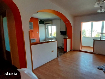 Bdul T. Vladimirescu Târgoviște, vanzare apartament 2 camere /etaj 4