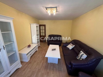 De inchiriat apartament cu 3 camere in zona Canta-Moara de foc !