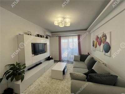 De vanzare apartament cu 3 camere decomandate balcon si loc de parcare zona Siretului