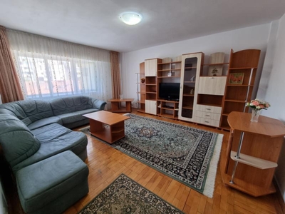 Inchiriere apartament 3 camere spatios in zona Ultracentrala