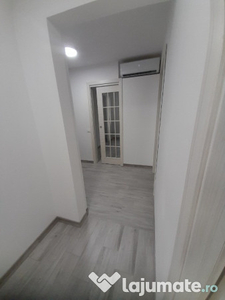 Proprietar inchiriez apartament 3 camere renovat Romancierilor