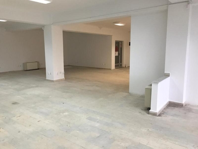 Spatiu comercial, open space, 320 mp, zona Centrala