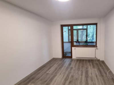 Vanzare apartament 3 camere- renovat in zona Nord