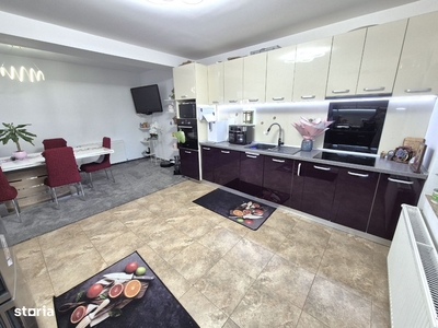 Apartament spatios-Bdul Mihai Viteazul-Vanzare