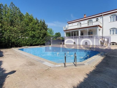 VILA INEDITA | PISCINA | TEREN 5.000MP | CORBEANCA - UNIRII