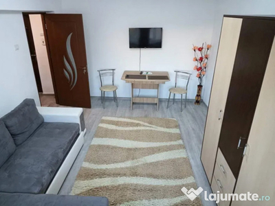 Zimbru- Ap 1 camera, renovat, etaj intermediar - 59.900 euro