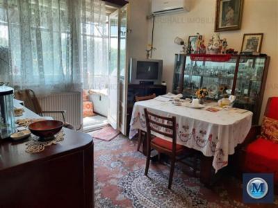 Apartament 2 camere de vanzare, zona Democratiei, 48 mp