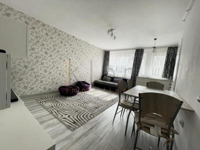 Apartament 3 camere 69 mp,balcon,Baciu,zona Petrom