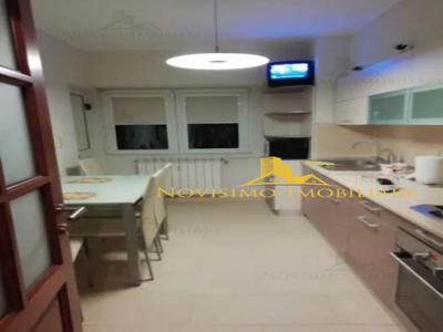 APARTAMENT DE INCHIRIAT CU 3 CAMERE IN ZONA REPUBLICII de inchiriat