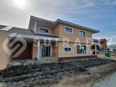 Casa cuplata prin garaj de vanzare in Floresti, Cluj Napoca S12970