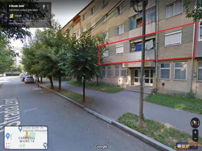 De vanzare apartament cu 4 camere pe strada Zenit