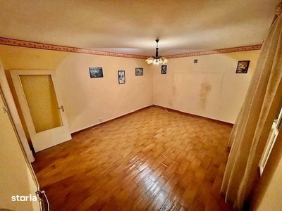 Inchiriere apartament 3 camere Unirii Alba Iulia