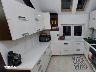 Apartament 3 camere 82 mp decomandat hol mare VLAICU 57.000 EURO