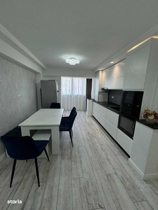 Apartament 2 camere, Bulevard George Enescu, zona Curcubeu, Decomandat