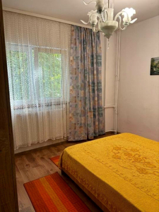 Apartament 2 camere - Bvd. Tineretului - vizavi de parc