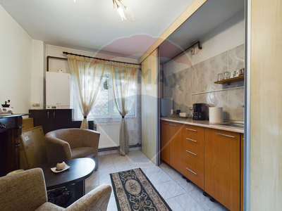 Apartament 2 camere cu centrala proprie - scop rezidentia...