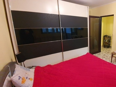 Apartament 2 camere decomandat la P/4 zona Titan cu loc de p