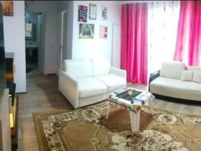 Apartament 2 camere decomandat - zona Tractorul