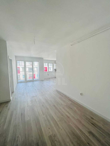 Apartament 2 camere FINISAT aproape de VIVO