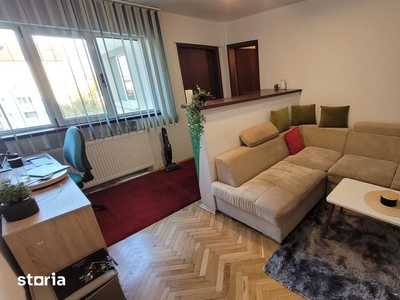 Apartament 2 camere + garaj strada Horea - Centru