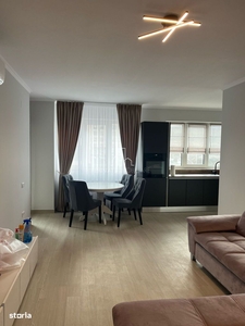 Apartament la CHEIE 3 camere cu gradina de 46 mp zona Doamna Stanca